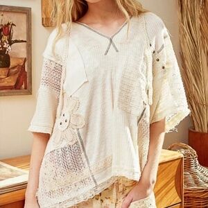 NWT POL Women's Natural V-Neck Lace Detailed Hoodie Size Medium